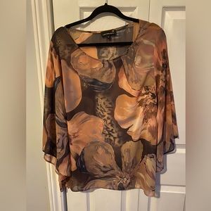 Laura Plus Floral Top